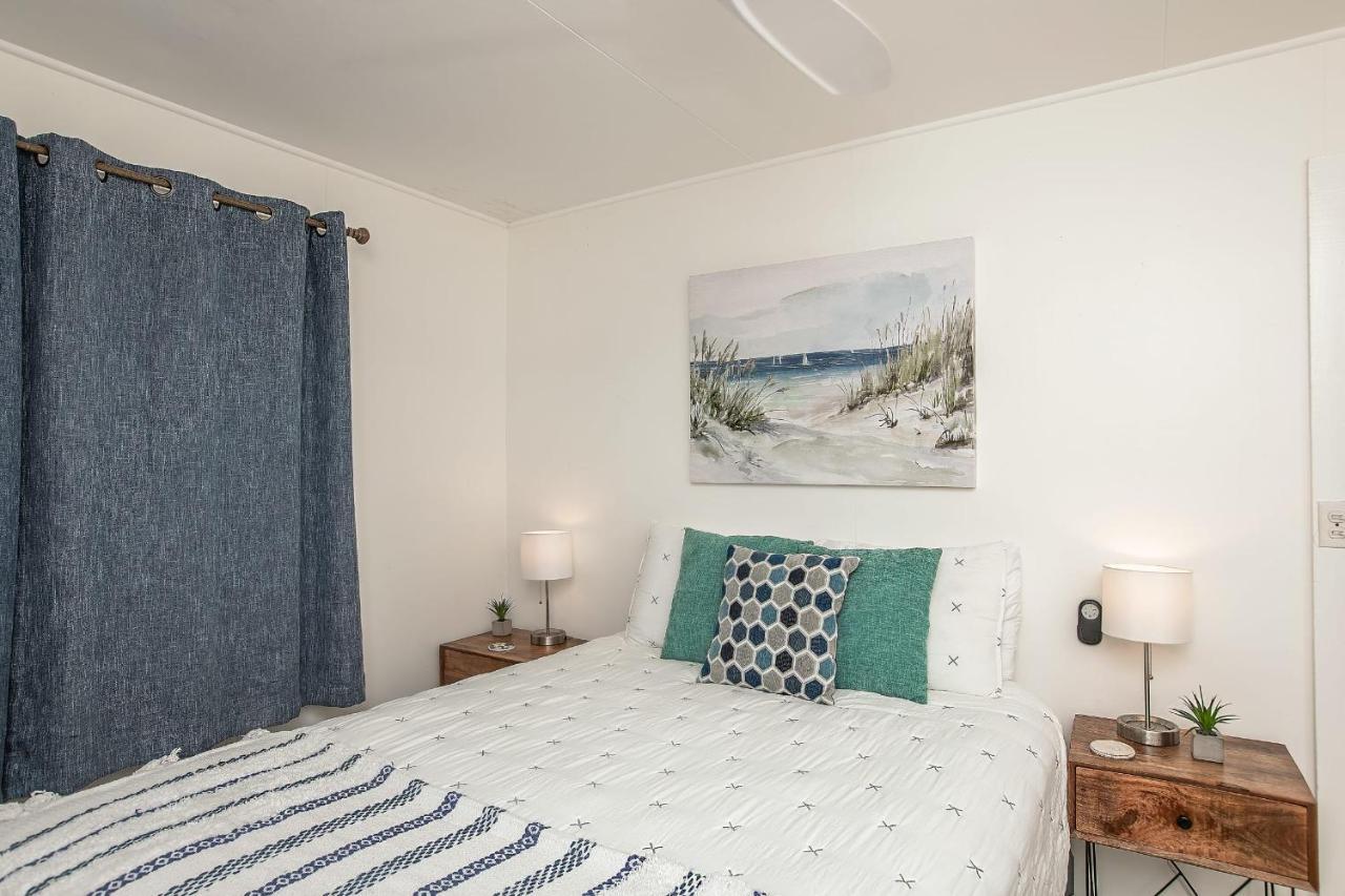 Hawaii Oceanfront Beach House Paradise On The Beach Family Activities Haleiwa Bagian luar foto